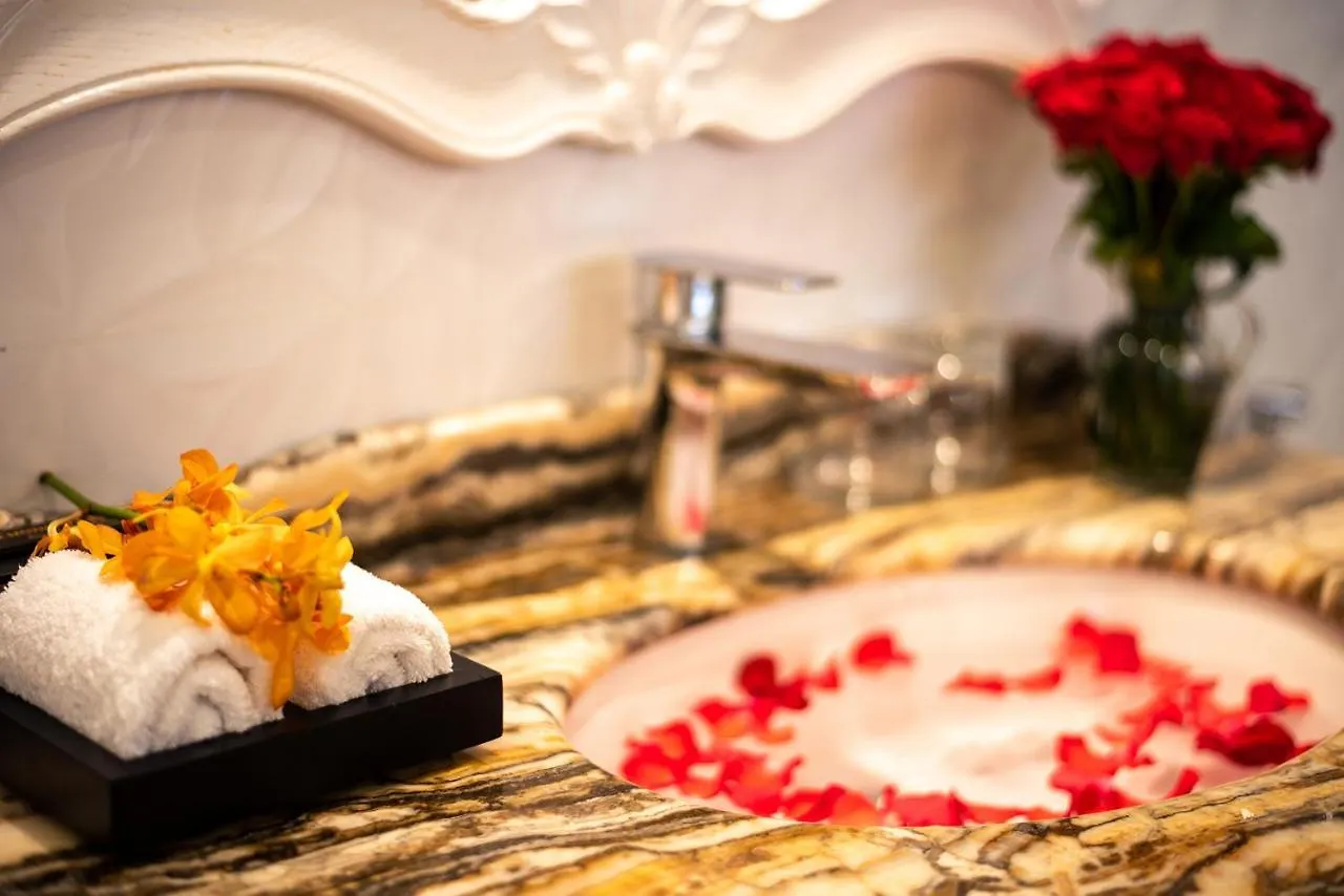 Tuong VI Hotel Saigon Хошимин Вьетнам