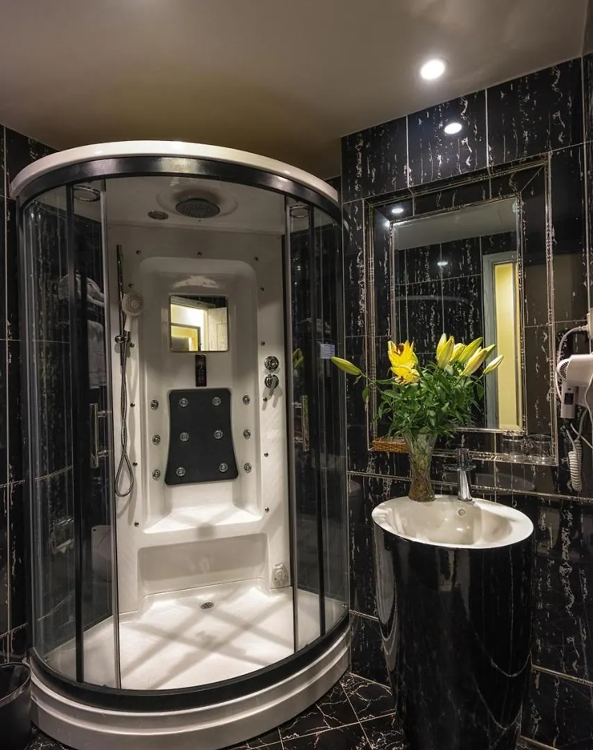 Tuong VI Hotel Saigon Ho Chi Minh City